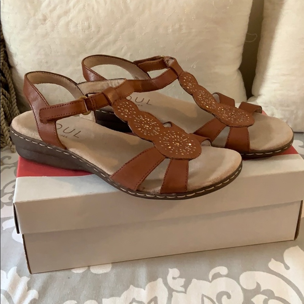 Genuine leather upper Sandals